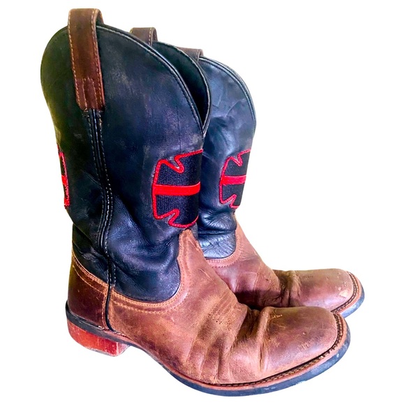 Laredo Other - Laredo Men’s Boots 9.5 Balance Man Distressed Leather Square Toe Embroidered